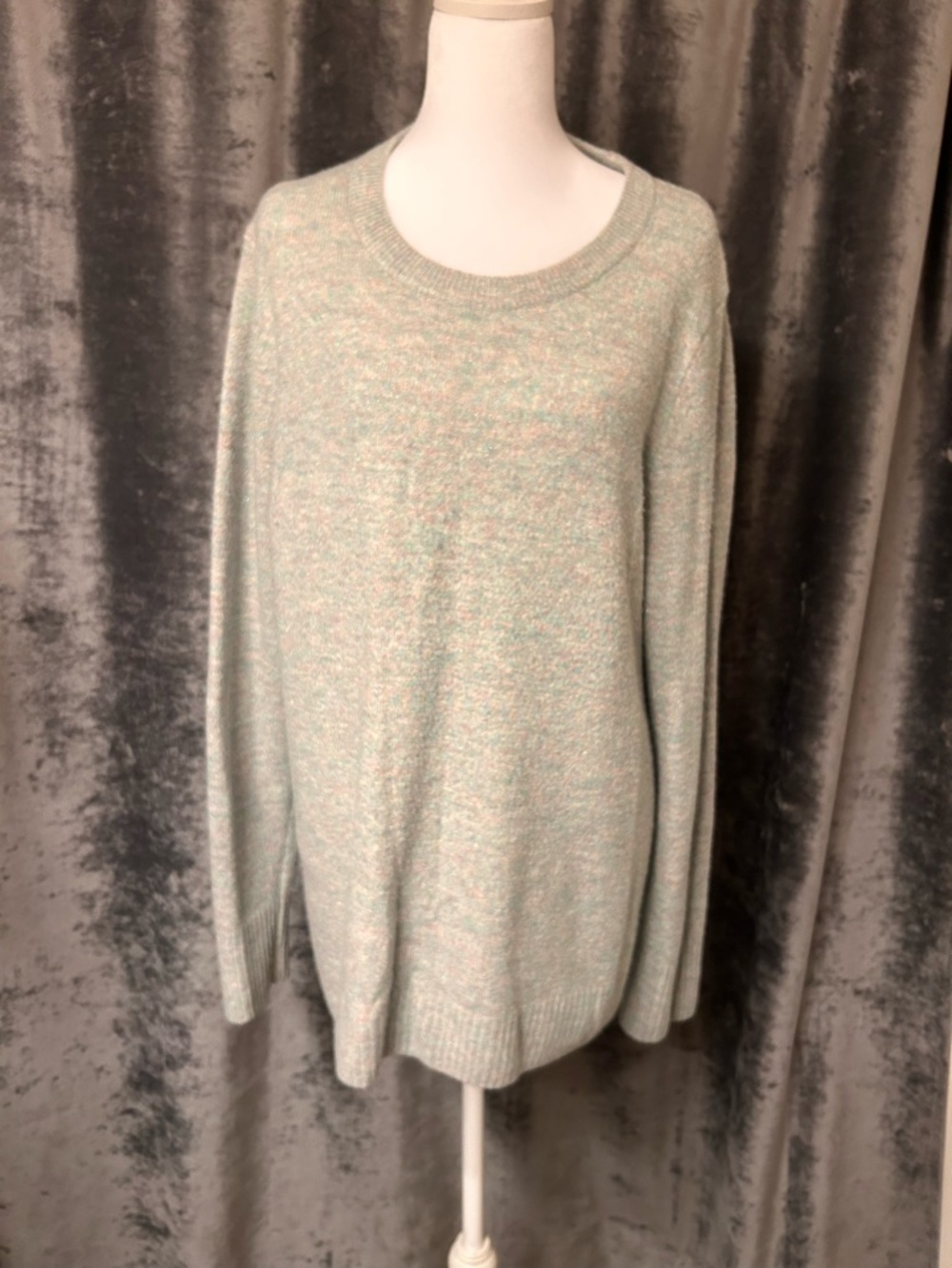 Old Navy Mint Green Crewneck Sweater with Subtle Sparkle